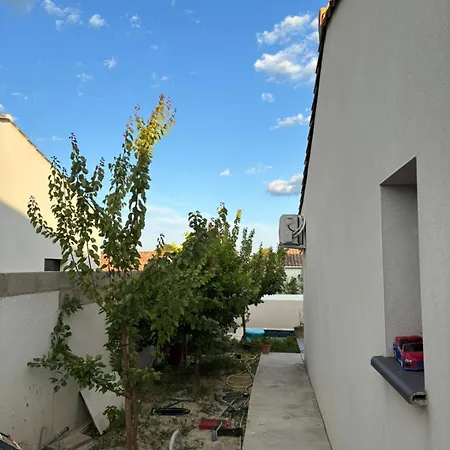 Apartment Nehal Tourbes