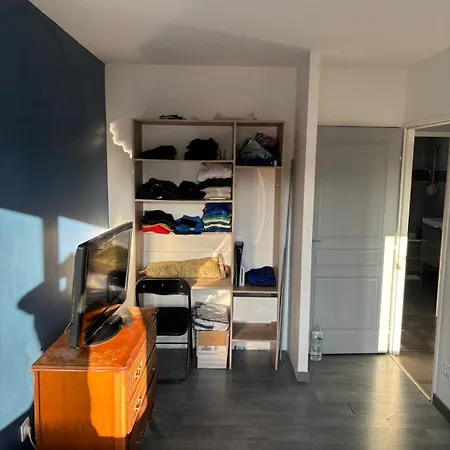 Nehal Apartment Tourbes